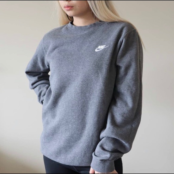 Nike grey crewneck - Picture 3 of 3